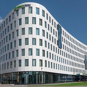 Holiday Inn Express Duesseldorf - Hauptbahnhof By Ihg